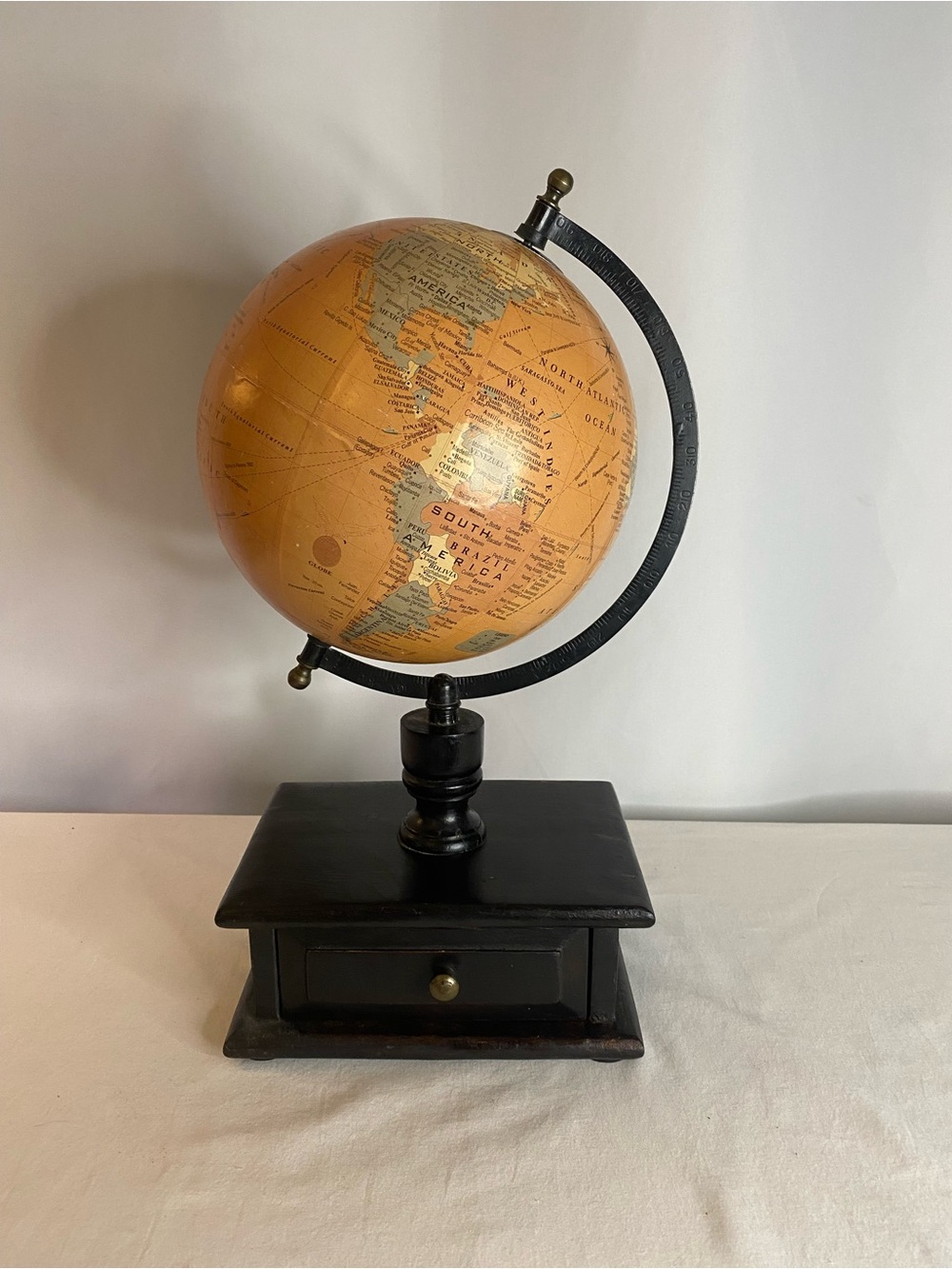 Vintage-Style Decorative Desk Top Globe on Wood Base